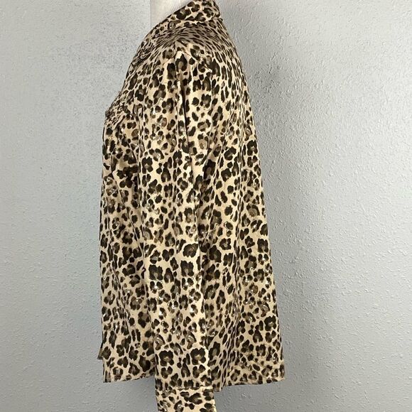 EUC Gloria Vanderbilt Casuals Women’s Leopard Print Button Down Top Size M - Picture 4 of 7